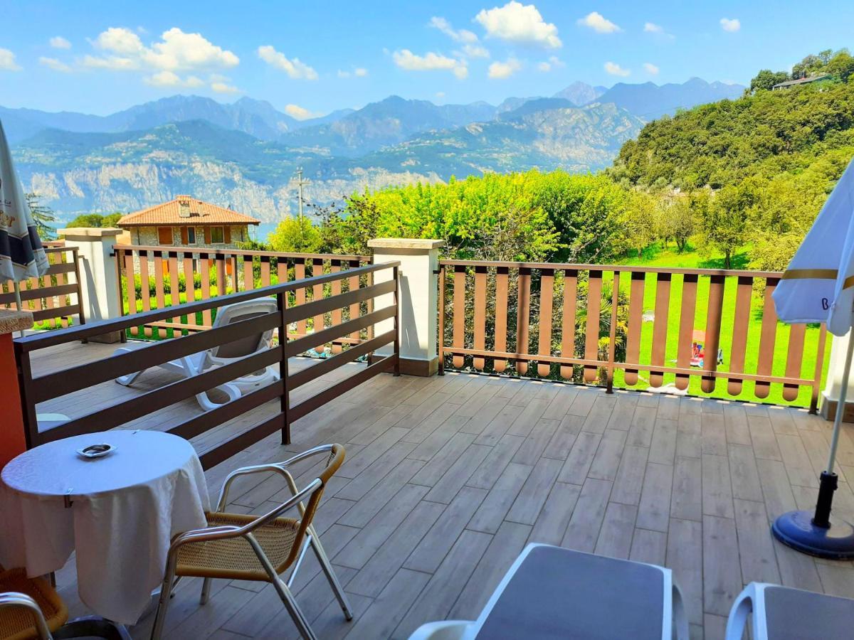 Park Hotel Val Di Monte ***S Malcesine Bagian luar foto